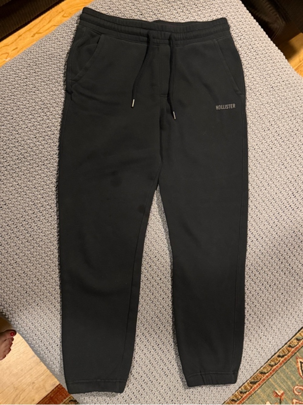 Hollister Men's Black Drawstring Jogger Sweatpants